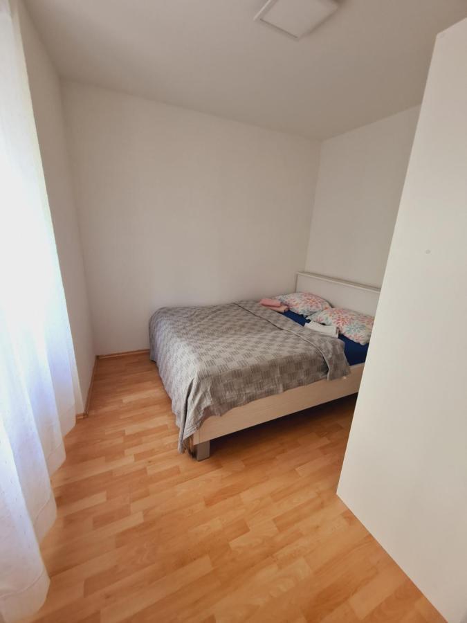Apartmani Luka Crikvenica Esterno foto